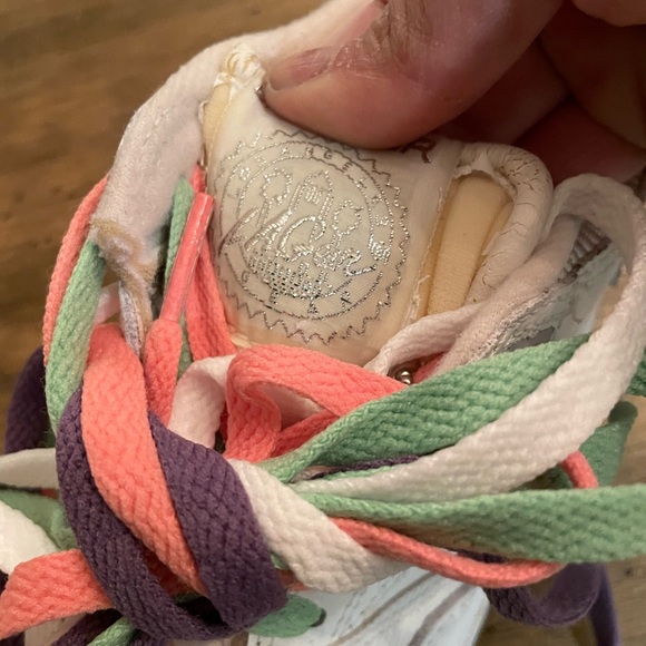 Vintage 1980s LA gear low top white sneakers 7 NEW scuff Rare 3 laces purple - Picture 11 of 17